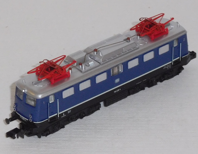Arnold 2303 N E-Lok BR 110 228-4, Blau, DB, OVP