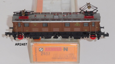 Arnold 2457 N E-Lok E16 21001, braun, DR, OVP