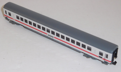 Arnold 4122 N IC-Abteilwagen 1.Kl. Avmz109.5, DB, OVP