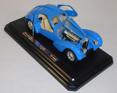 Bburago 0503 Bugatti Atlantic (1936) M1:24