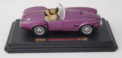 Bburago 0513 Ford AC Cobra 427 (1965) M1:24