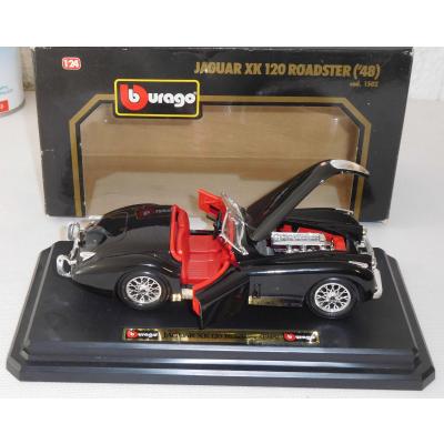 Bburago 1502 Jaguar XK 120 Roadster Schwarz (48) M1:24