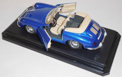 Bburago 1551 Porsche 356B Cabriolet (1961) M1:24