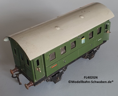 Fleischmann 402GN Spur 0, Personenwagen 1./2.Kl., grün, 4 Schwenktüren Fleischmann 402GN Spur 0, Personenwagen 1./2.Kl., grün, 4 Schwenktüren