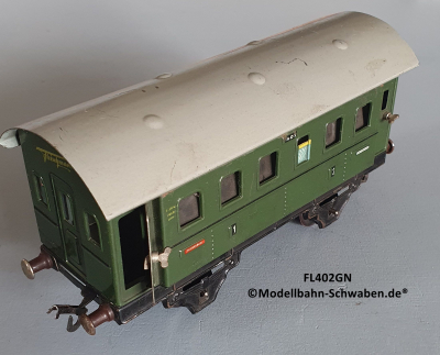 Fleischmann 402GN Spur 0, Personenwagen 1./2.Kl., grün, 4 Schwenktüren Fleischmann 402GN Spur 0, Personenwagen 1./2.Kl., grün, 4 Schwenktüren