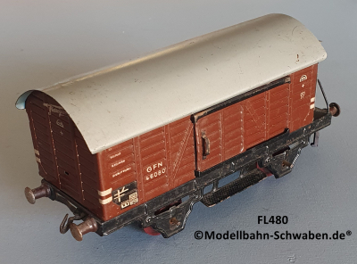 Fleischmann 480 Spur 0, Gedeckter Güterwagen m.BrH, rotbraun, 2 Schiebetüren, Metall