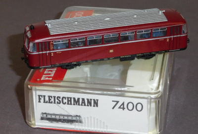 Fleischmann 7400 N Dieseltriebwagen VT95, DB, OVP