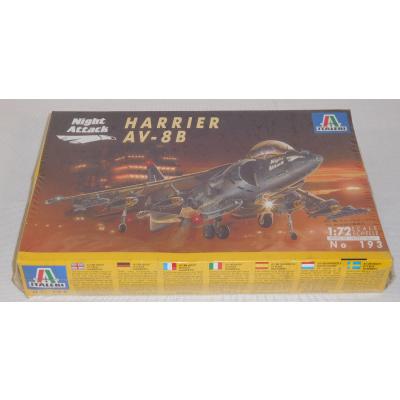 Italeri 193 Night Attack Harríer AV-8B 1:72 Originalverpackt, Versiegelt