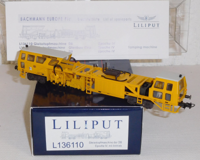 Liliput 136110 H0 Gleisstopfmaschine, DC Antrieb, DB, OVP