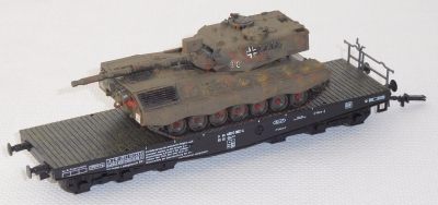Liliput 21200 H0 Schwerlastwagen Sa bel. m.Panzer, DB, OVP,