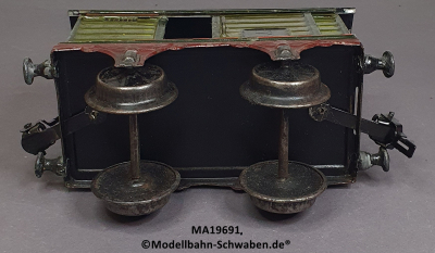 Märklin 19691 Spur 1, Viehwagen, eine Türöffnung, ohne Aufschrift, grün, 150 mm