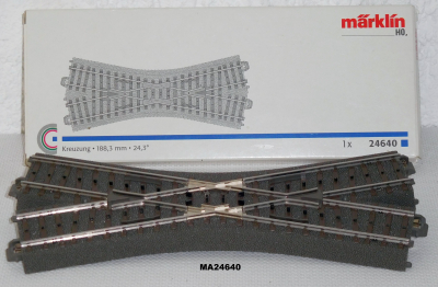 Märklin 24640 C-Gleis Kreuzung 188,3 mm 24,3°