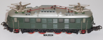 Märklin 3024 H0 E-Lok E18 35, Grün, Guss,