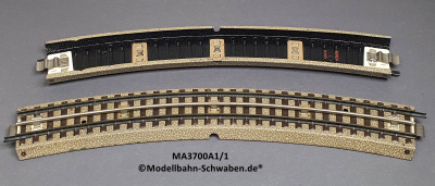 Märklin 3700A1/1 H0 M-Gleis gebogen D=910, L=227
