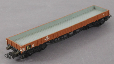 Märklin 4514 H0 Niederbordwagen, zwei Drehgestelle, BNr. 496 391