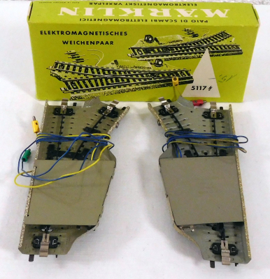 Märklin 5117P H0 M-Gleis Weichenpaar Elektrisch, OVP