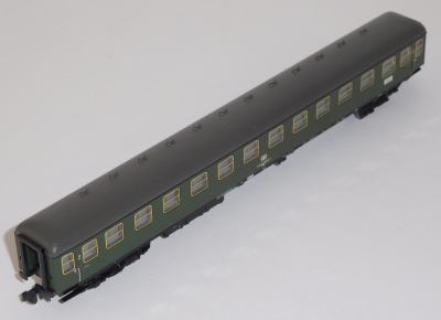 Minitrix 11121 N D-Zugwagen, BN 51 80 22-40 640-0, DB