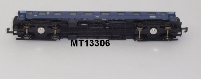 Minitrix 13306 N Schnellzugwagen 1. Kl., A4üe-28/52, DB