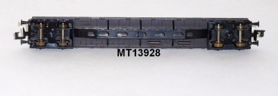 Minitrix 13928 N Flachwagen mit Rungen, Sgjs 716, bel.mit Schienen, DB