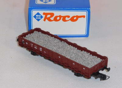 Roco #0004 H0 Rungenwagen, beladen mit Gleisschotter, DB, OVP