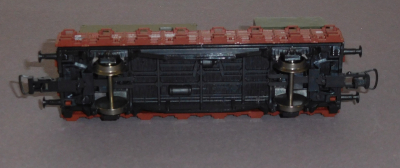 Roco #0005 H0 Rungenwagen, beladen mit militärischer Ausrüstung, DB, OVP