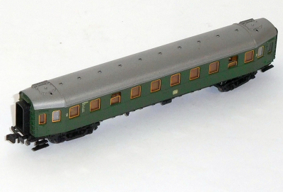 Roco 24213 N Schnellzugwagen 16 064 Hecht, 2.Kl., DB