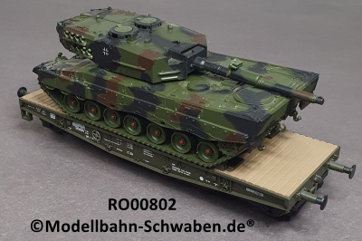 Roco Minitank 802 H0 Schwerlastwagen Rlmmp, m. Panzer Leopard, EVP