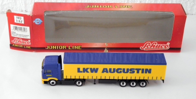 Schuco 22800 H0 1:87 F2000 Gardinenplanensattelzug LKW Augustin