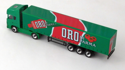 Schuco 24000 H0 1:87 Scania Gardinenplanensattelzug Oro di Parma