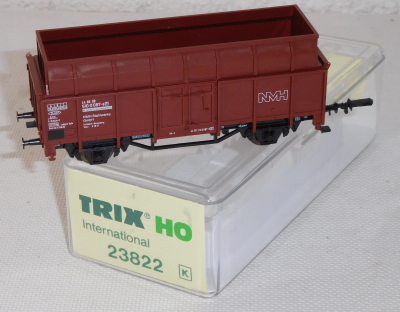 Trix 23822 H0 offener Güterwagen mit Aufsatz, DB, OVP