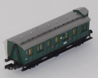 Arnold 3046 N Abteilwagen mit Bremserhaus 3.Kl., DRG