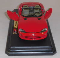 Bburago 1525 Dodge Viper RT/10 Rot M1:24