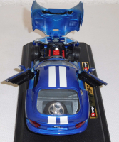 Bburago 1530 Dodge Viper GTSCoupe (1996) M1:24