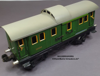 Märklin 18890 Spur 0, Blech Packwagen, 4-achsig, grün, Dach grau, beleuchtet, 215 mm