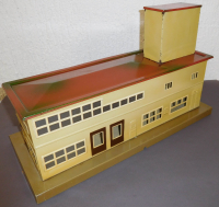 Märklin 418 Spur 0 Bahnhof Friedrichshafen mit Uhr, Blech, um 1938,