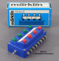 Märklin 7072 Stellpult zum Schalten von 4 zweispuligen Magnetartikeln, OVP