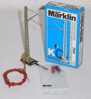 Märklin 7501 H0 K-Gleis Anschlussmast mit 2 fest angeschlossenen Kabeln und Kondensator