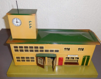 Märklin Spur 0 Bahnhof Friedrichshafen mit Uhr, Blech