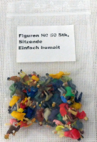 Preiser L0002 H0 Sitzende, einfach bemalt, 50 Stk, EVP