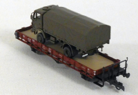 Roco 46482 H0 Rungenwagen beladen mit Militär LKW, DB, OVP