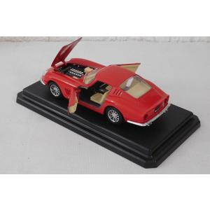 Bburago 1511 Ferrari 275 GTB/4 (1966) M1:24