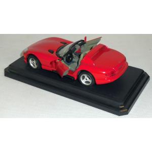 Bburago 1525 Dodge Viper RT/10 Rot M1:24