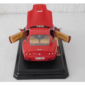 Bburago 1564 Ferrari 550 Maranello (1996) M1:24