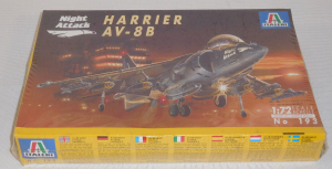 Italeri 193 Night Attack Harríer AV-8B 1:72 Originalverpackt, Versiegelt