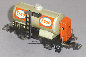 Märklin 374E2 H0 Blech Kesselwagen m. Bremserhaus 2-achsig Esso Bz: ca. 1949