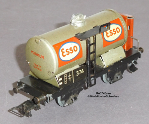 Märklin 374E2 H0 Blech Kesselwagen m. Bremserhaus 2-achsig Esso Bz: ca. 1949