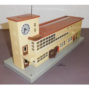 Märklin 418 H0 Bahnhof Friedrichshafen mit Uhr, Blech, um 1930,