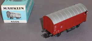Märklin 4506 H0 Gedeckter Güterwagen mit Schlusslaternen, Gmh 39, DB, OVP