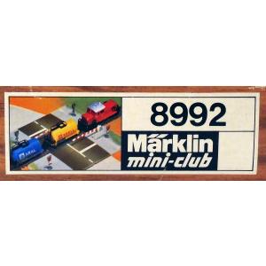 Märklin 8992 Z Bahnübergang mit Halbschranke