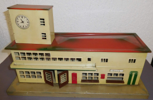 Märklin Bahnhof mit Uhr, Blech